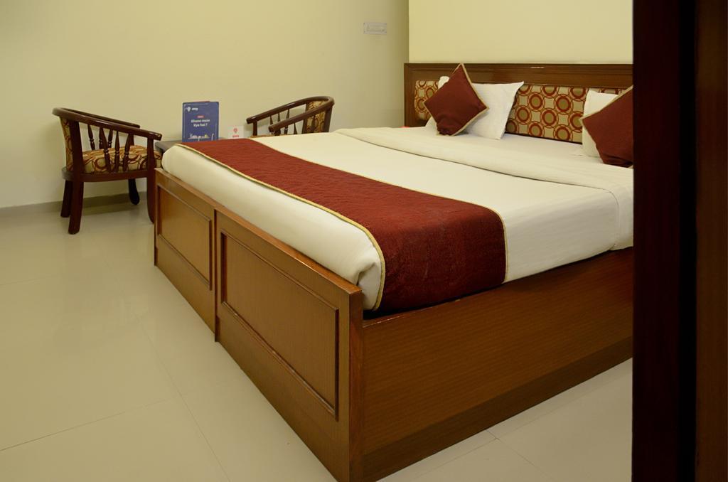 Oyo 2031 Sunshine 3* Lucknow