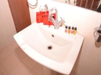 Oyo 2031 Sunshine Hotel
